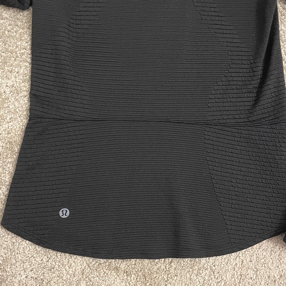 Lululemon Cold-weather Textured Running Top Size 4 - Picture 7 of 10